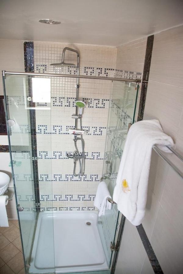 Villa Toscana Hotel And Suits Lagos Dış mekan fotoğraf